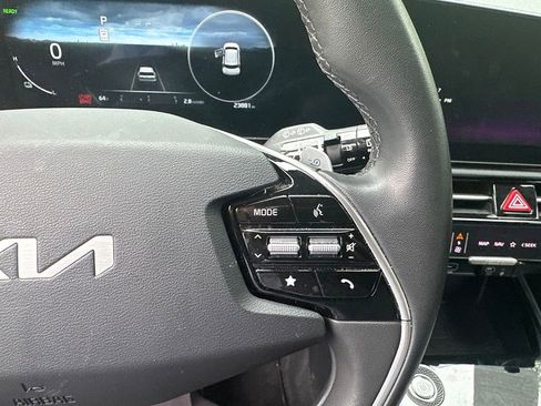 Used 2024 Kia Niro Wind FWD image 14