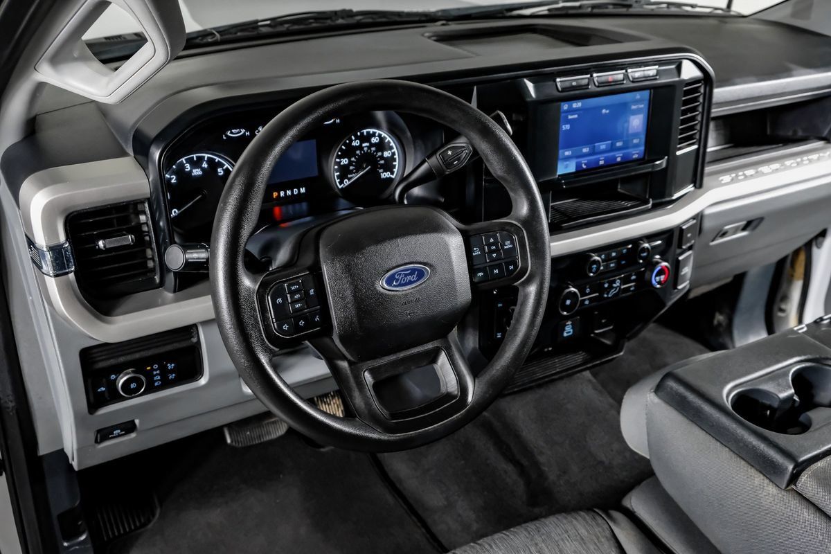 Used 2023 Ford F250 XL w/ STX Appearance Package AWD/4WD image 15