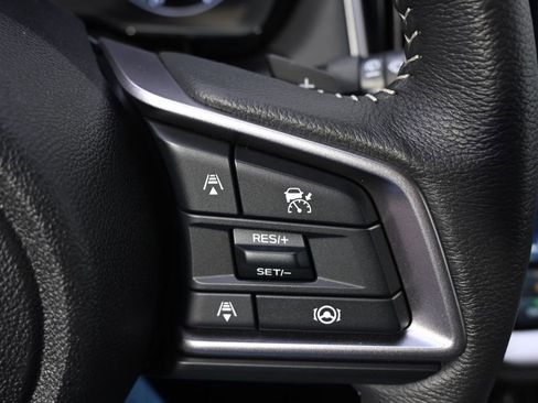 Certified 2025 Subaru Outback Premium image 33