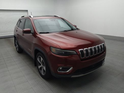 Used 2019 Jeep Cherokee Limited w/ Luxury Group FWD image 13