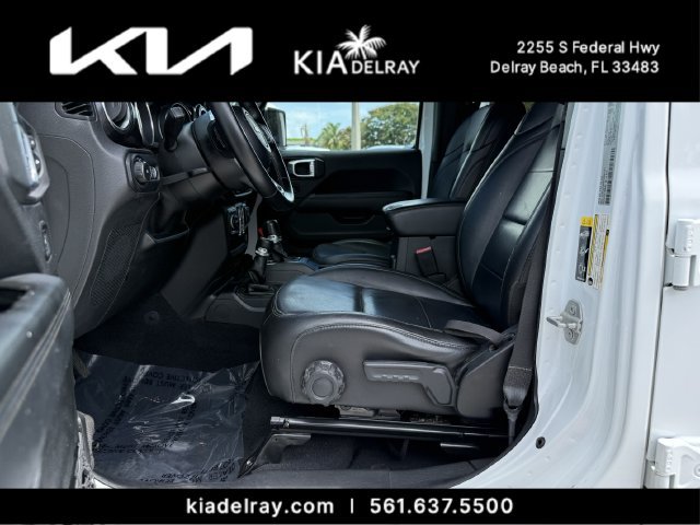 Used 2021 Jeep Wrangler Unlimited Sahara AWD/4WD image 18