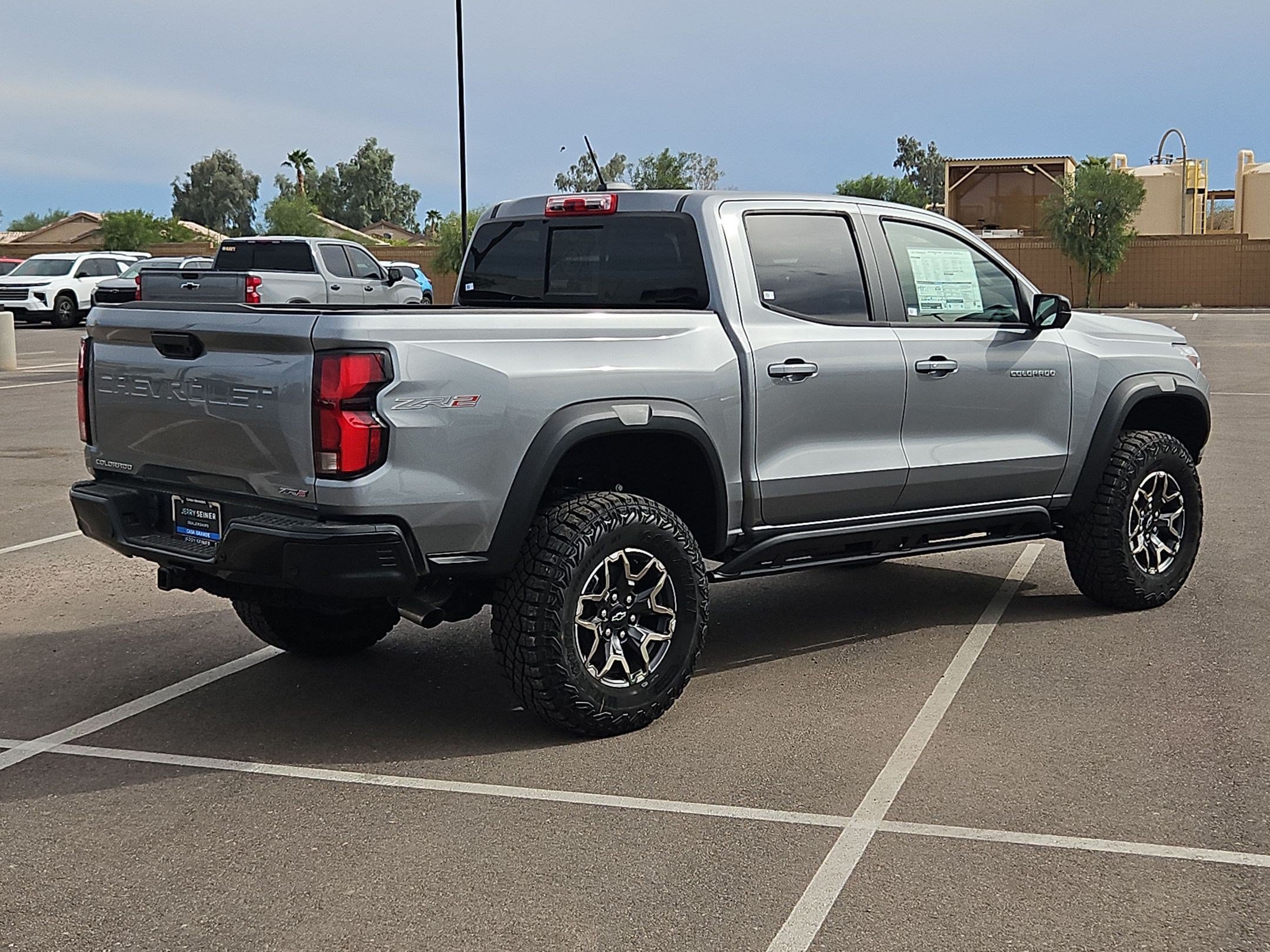 New 2026 Chevrolet Colorado ZR2 w/ Technology Package AWD/4WD image 9