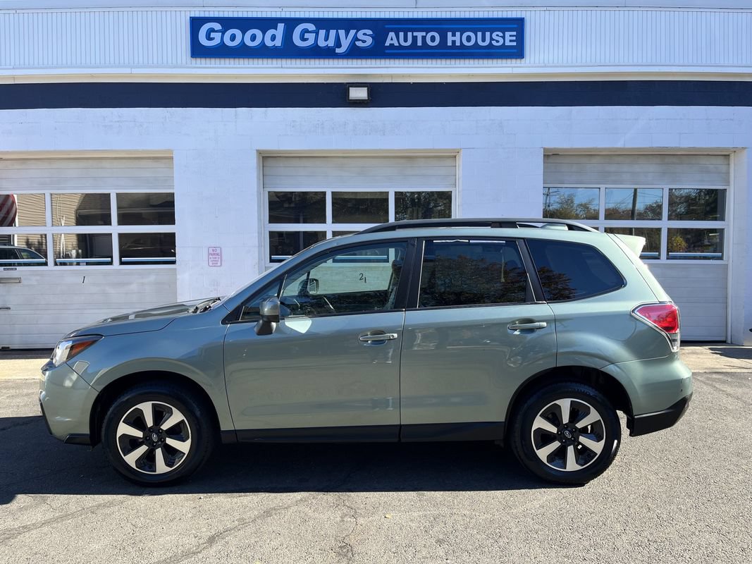 Used 2018 Subaru Forester 2.5i Premium w/ All-Weather Package AWD/4WD image 1