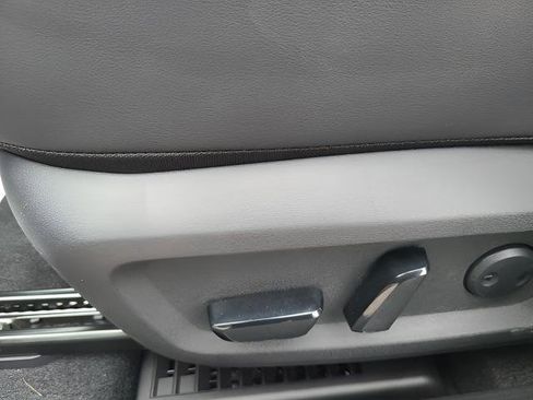 New 2026 Nissan Rogue Platinum w/ Platinum Premium Package image 9