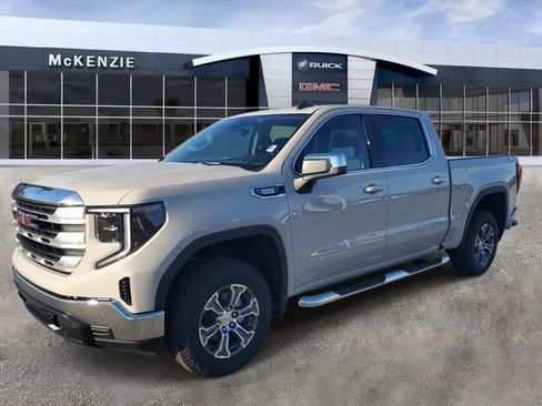 New 2026 GMC Sierra 1500 SLE image 2