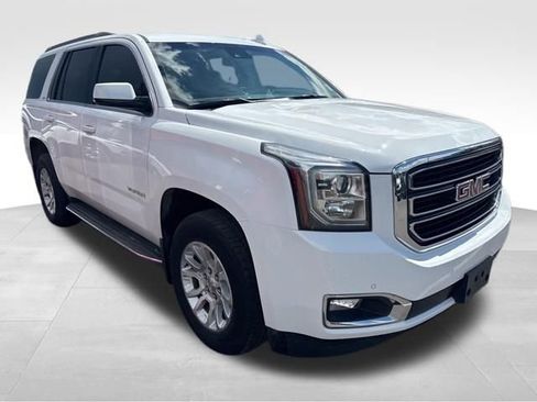 Used 2017 GMC Yukon SLT w/ HD Trailering Package AWD/4WD image 10