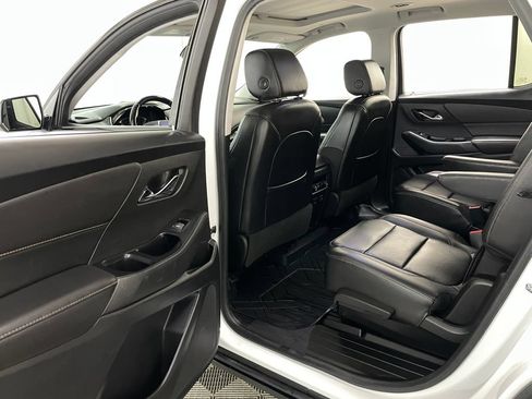 Used 2020 Chevrolet Traverse RS w/ LPO, Floor Liner Package AWD/4WD image 44