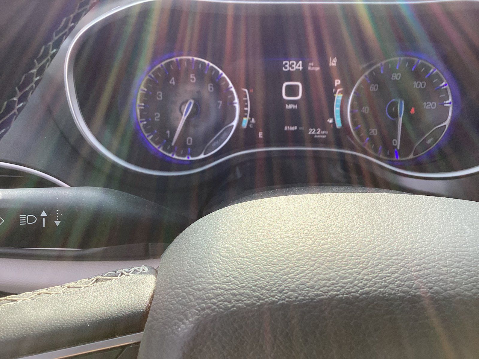 Used 2024 Chrysler Pacifica Touring-L FWD image 10
