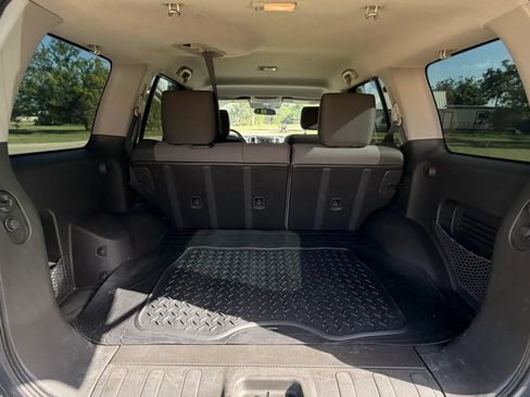 Used 2012 Nissan Xterra S RWD image 37
