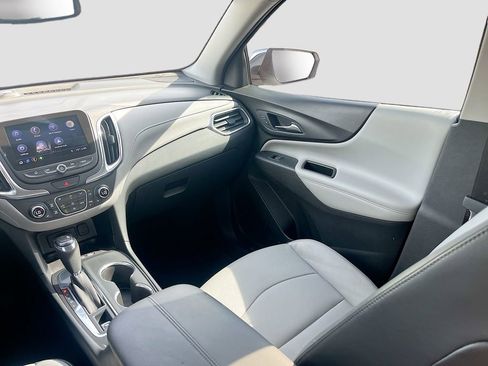 Used 2020 Chevrolet Equinox Premier image 22