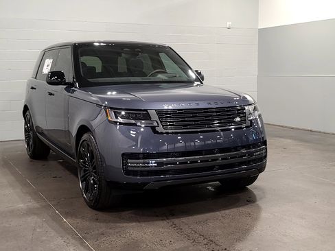 New 2026 Land Rover Range Rover Long Wheelbase SE image 11