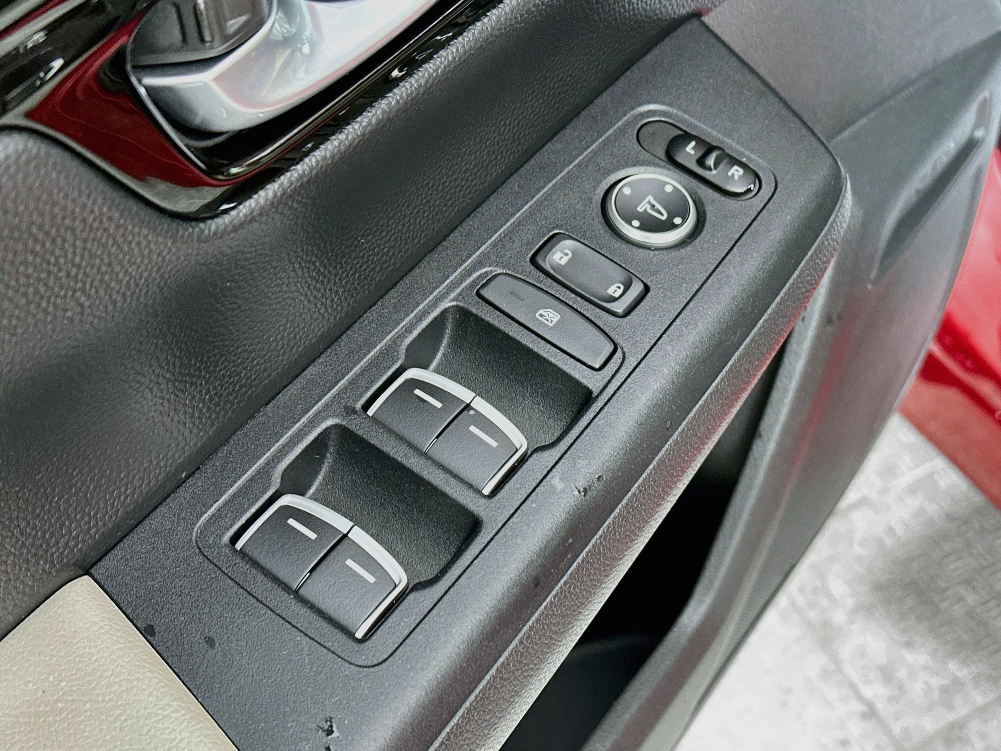 Used 2024 Honda CR-V EX-L image 17