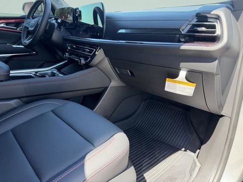 New 2026 Chevrolet Traverse Z71 w/ Enhanced Driving Package image 33