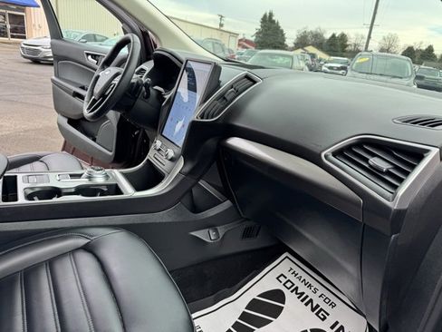Used 2024 Ford Edge SEL w/ Convenience Package image 39