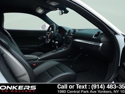 Used 2018 Porsche 718 Cayman GTS image 37