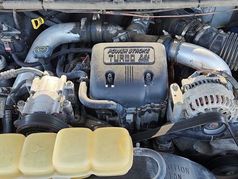 Used 1999 Ford F350 XLT image 7