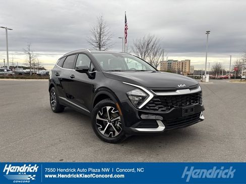 Certified 2023 Kia Sportage EX image 1