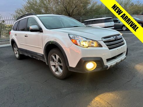 Used 2014 Subaru Outback 2.5i Limited image 1