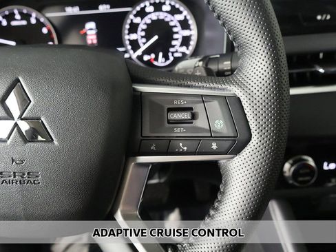 New 2026 Mitsubishi Outlander SE AWD/4WD image 5