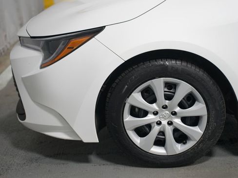 Certified 2024 Toyota Corolla LE image 5