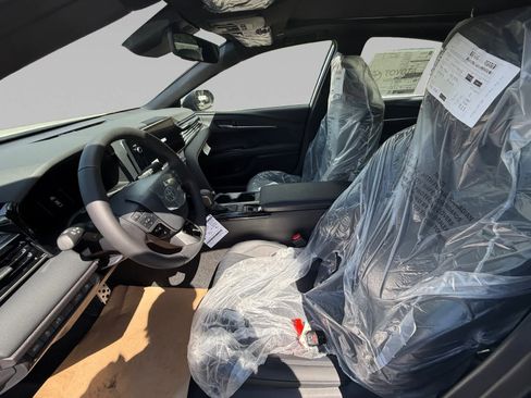 New 2026 Toyota Camry XSE FWD image 11