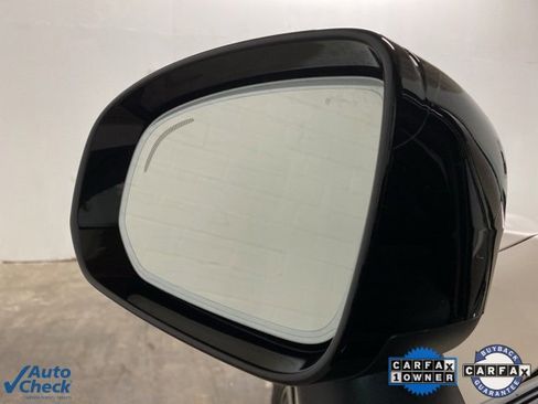 Used 2025 Volvo XC60 B5 Core image 94