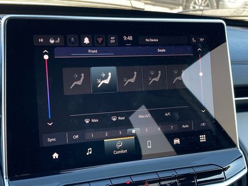 Used 2025 Jeep Compass Limited image 21