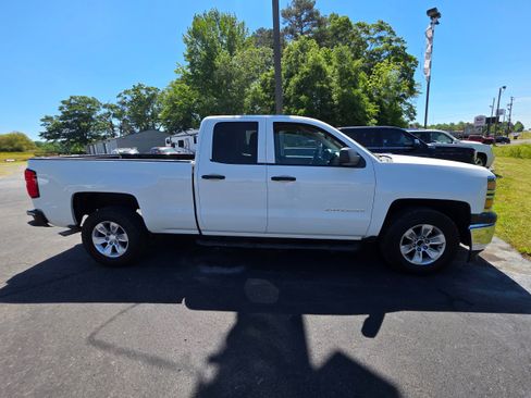 Used 2014 Chevrolet Silverado 1500 W/T RWD image 4