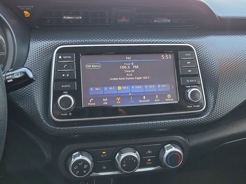 Used 2023 Nissan Kicks S image 22