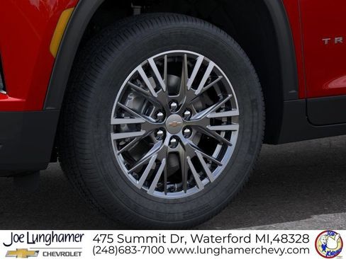 New 2026 Chevrolet Traverse LT w/ LPO, Floor Liner Package AWD/4WD image 12