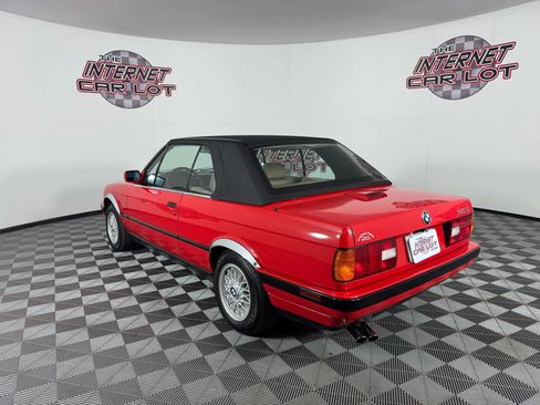 Used 1991 BMW 325i Convertible image 6