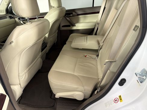 Used 2019 Lexus GX 460 Premium w/ Premium Package AWD/4WD image 20