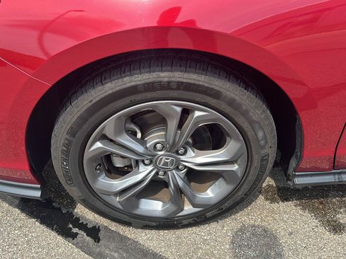 Used 2024 Honda Accord EX image 9