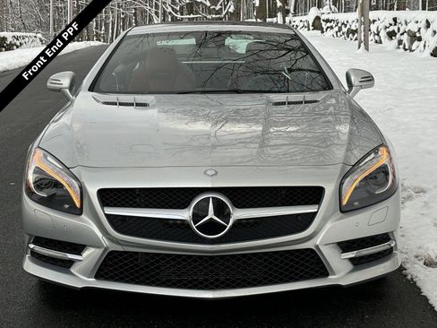 Used 2013 Mercedes-Benz SL 550 image 4