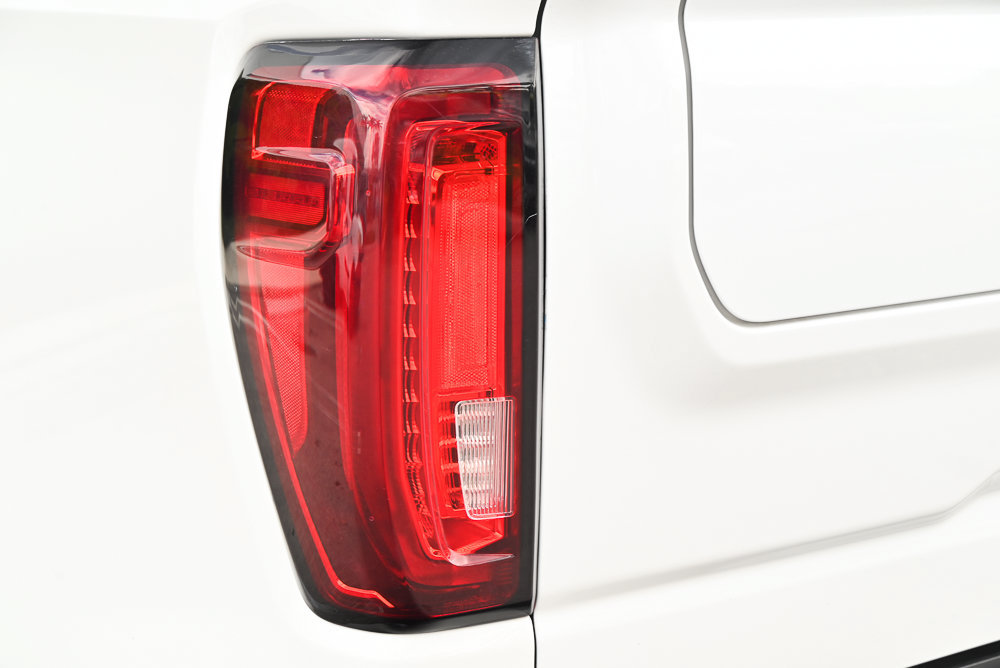 Used 2023 GMC Sierra 1500 SLT w/ SLT Premium Plus Package RWD image 21