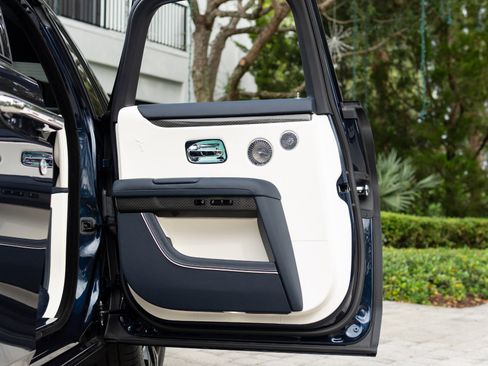 Used 2023 Rolls-Royce Ghost Black Badge w/ Black Badge Ghost Package image 43