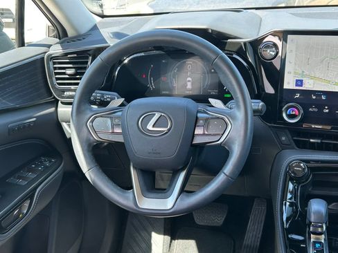 Used 2025 Lexus NX 350h AWD w/ Luxury Package image 41