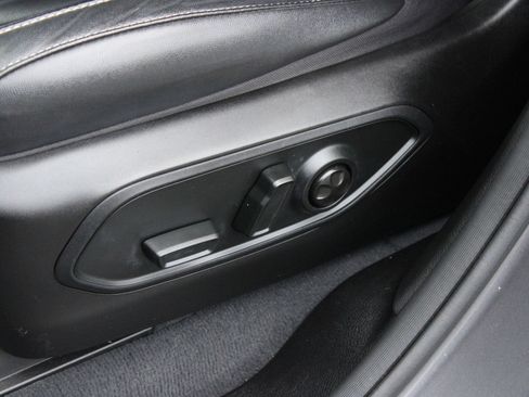 Used 2023 Jeep Grand Cherokee Altitude AWD/4WD image 13