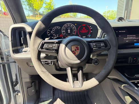 New 2026 Porsche Cayenne GTS AWD/4WD image 15