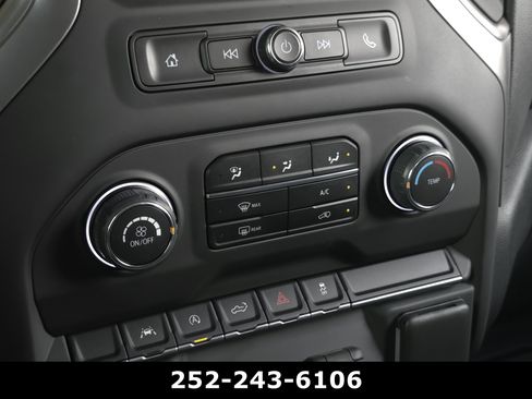 Used 2023 Chevrolet Silverado 1500 Custom AWD/4WD image 15