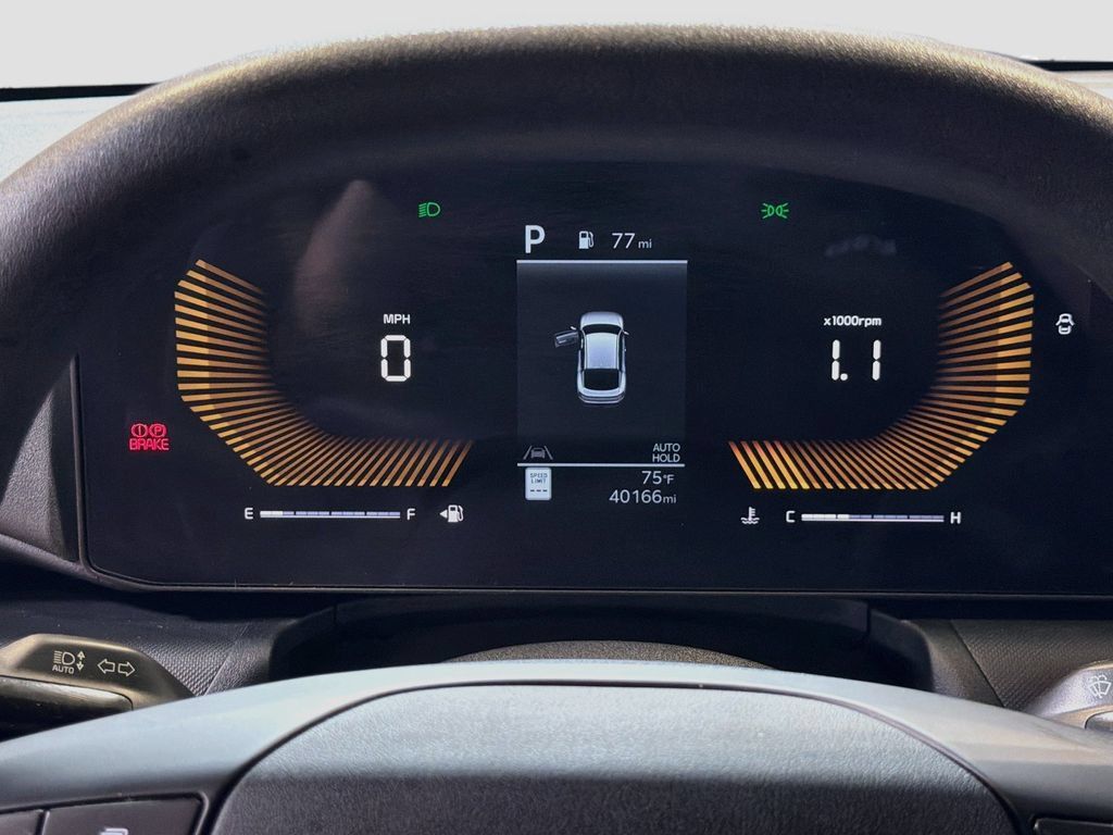 Used 2025 Kia K4 FWD image 13