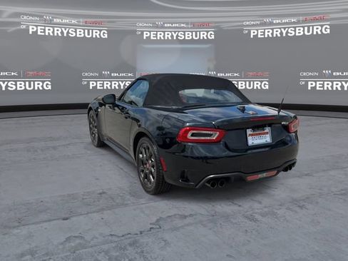 Used 2017 FIAT 124 Spider Abarth RWD image 6