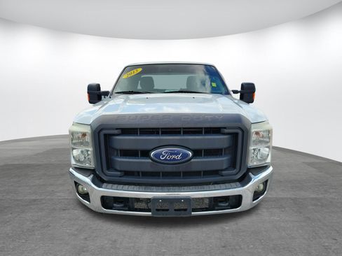 Used 2015 Ford F250 XL w/ Power Equipment Group AWD/4WD image 2