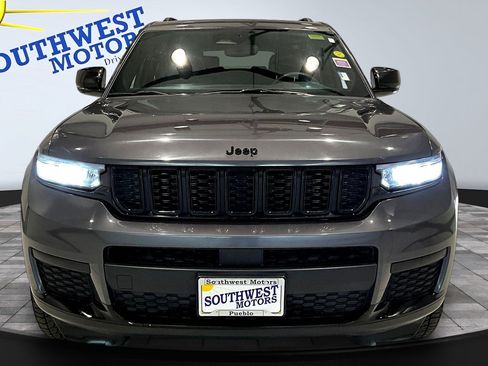 Used 2024 Jeep Grand Cherokee L Laredo AWD/4WD image 2