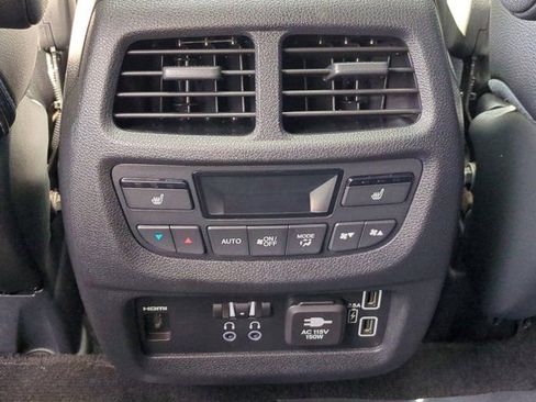 Used 2020 Honda Pilot Touring image 26