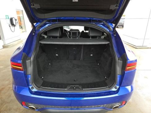 Used 2018 Jaguar E-PACE R-Dynamic HSE image 21
