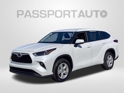 Used 2025 Toyota Highlander LE