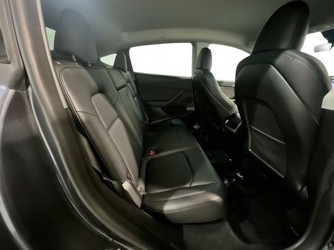 Used 2023 Tesla Model Y Long Range AWD/4WD image 20