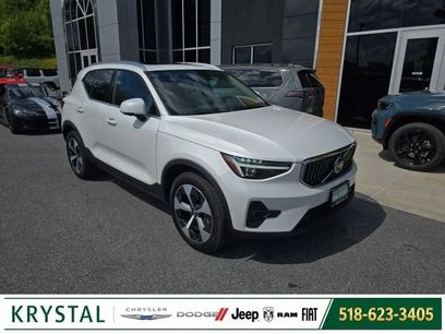 Used 2025 Volvo XC40 B5 Plus w/ Protection Package Premier