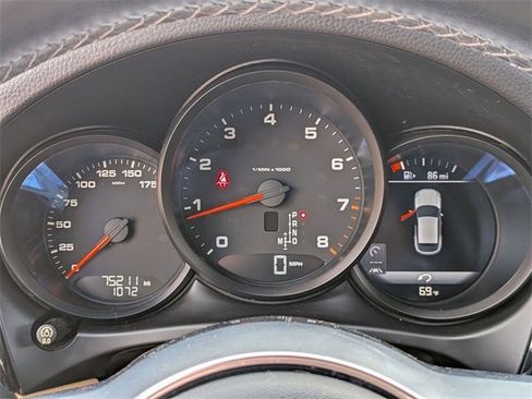 Used 2018 Porsche Macan Sport Edition image 21